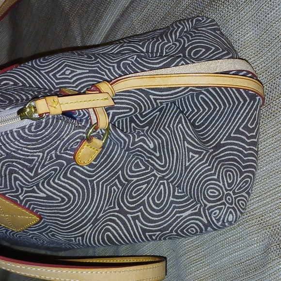 Authentic Huge Duffle Dooney & Bourke J1115997 Sport Pop Doodle Swirl Satchel - Picture 9 of 15